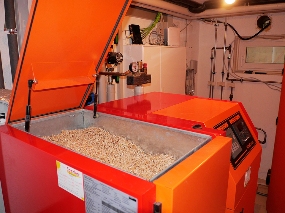 Palletheizung2 bei ECF-Reko-GmbH in Chemnitz